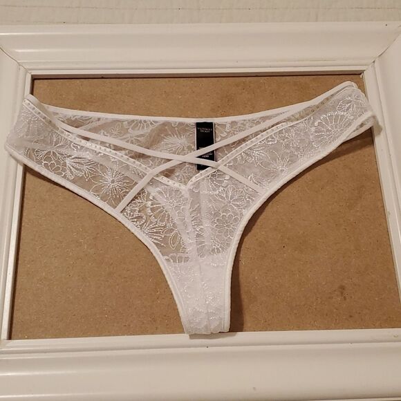 NWT Candy Corn Cozy sock & NWOT Victoria's Secret rhinestone panties size Med - Picture 5 of 6